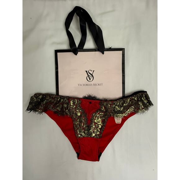 NWT Victoria’s Secret Low-Rise Cheekini Panty Red & Gold Lace Size S 2012 - Picture 1 of 3